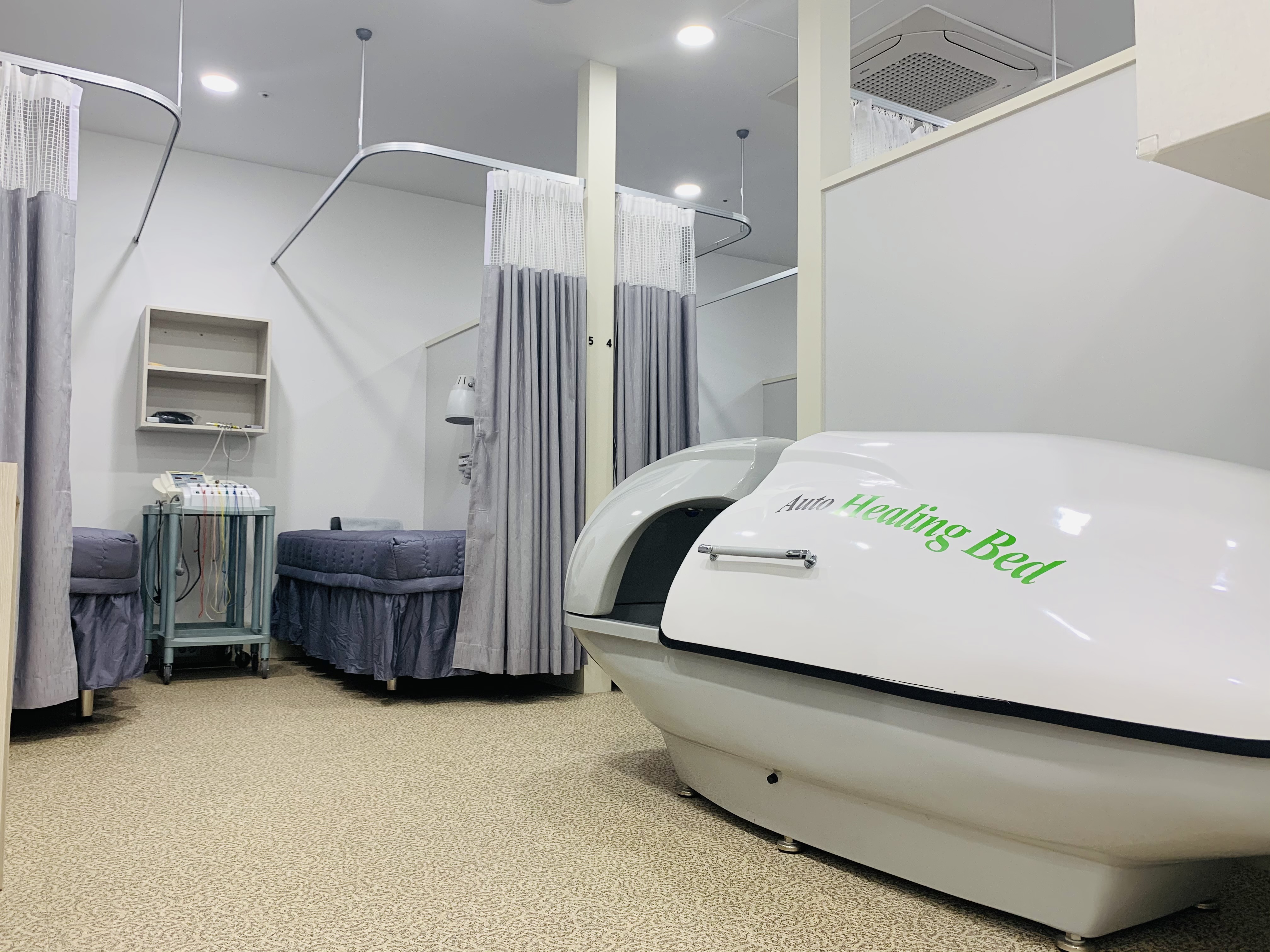 아이의 성장부터 통증, 바른 체형 교정까지 세심하게 치료하는 공간입니다.